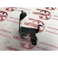  Кронштейн двигателя Renault Trafic III 1.6DCI 2014-2021 480915706R
